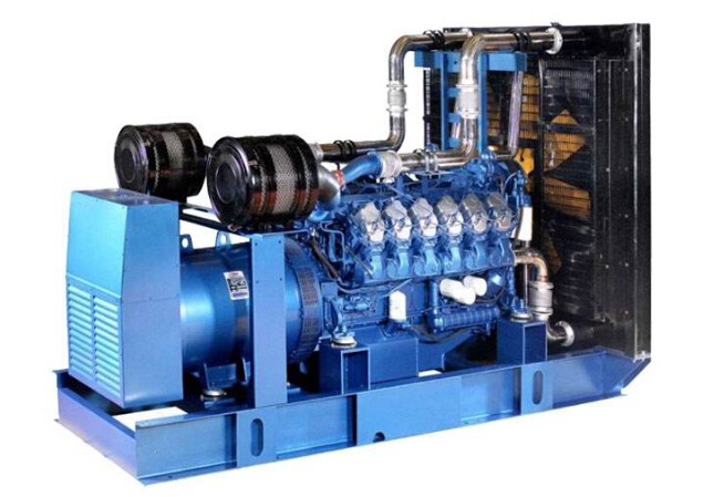 昆明康明斯30kw小型柴油二手发电机组 昆明康明斯30kw小型柴油二手发电机组